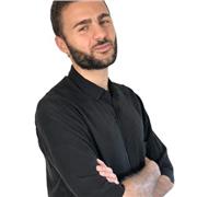 Insegnante di tedesco giovane con esperienza